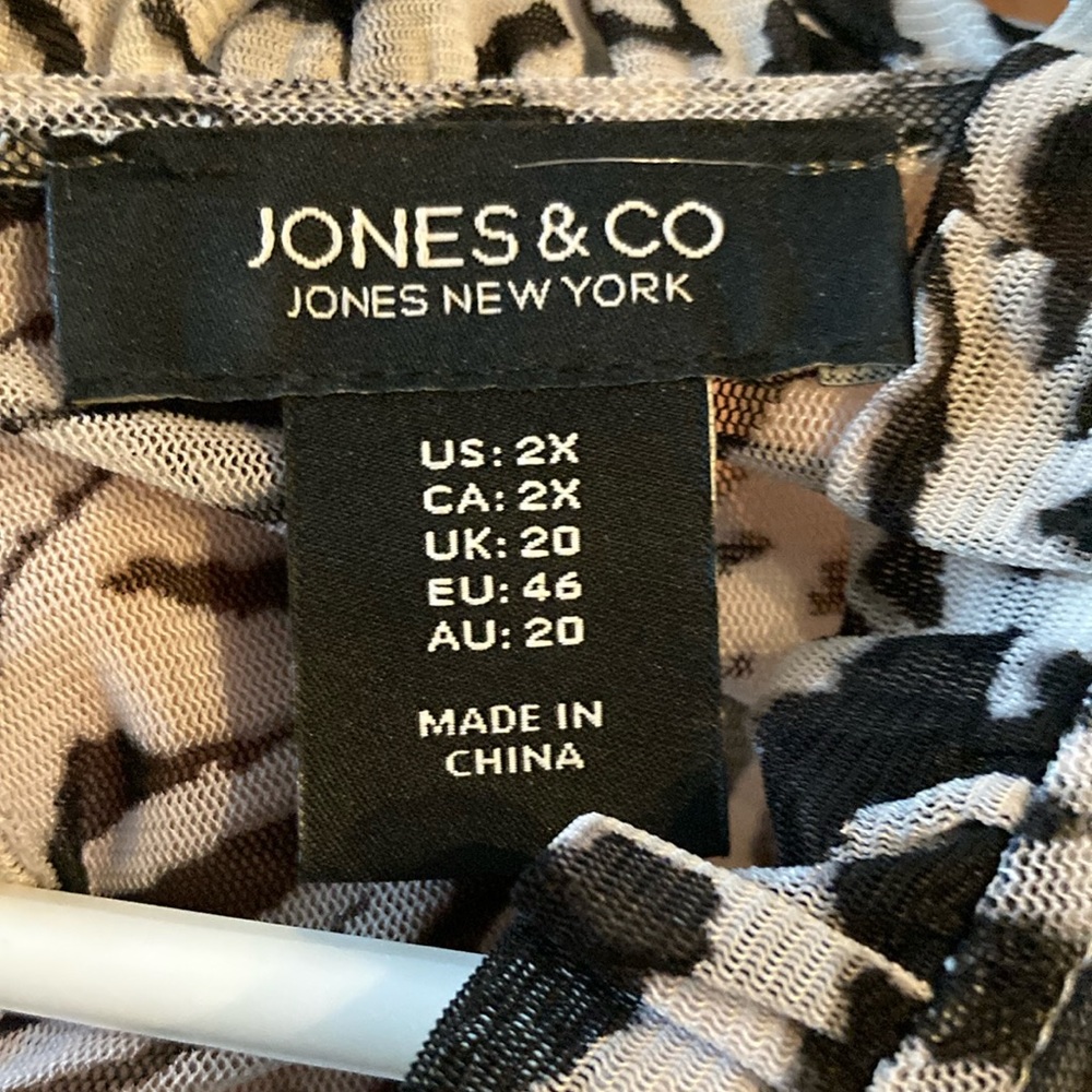Jones NewYork, worn once. Sz 2X.